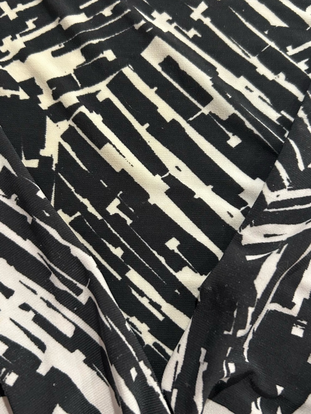 connected apparel Grey and White Abstract Wrap-Effect Midi Dress - Picture 7 of 14